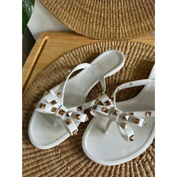 Simply Petals Women’s size 7 Sandals - Picture 2 of 7